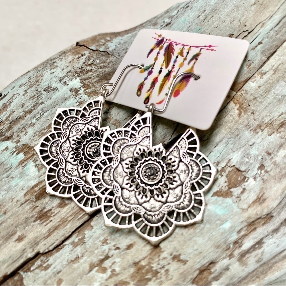 BOHO Gypsy earings w THAI MANDALA feel and Antique silver vibe